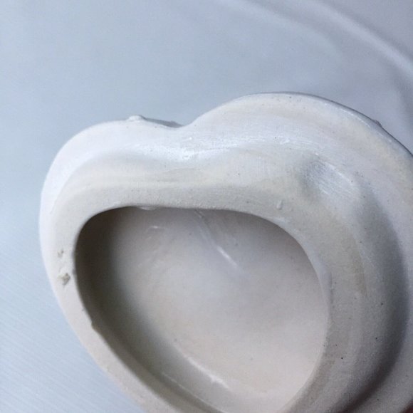 Heart Shaped Jewelry Trinket Box Cute Little Pigs and Flowers on Lid Vintage 3" - Picture 10 of 12